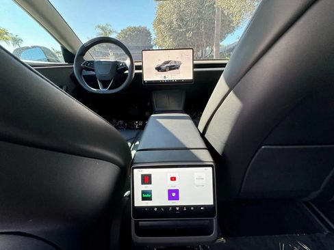 Used 2025 Tesla Model 3 Long Range RWD image 21
