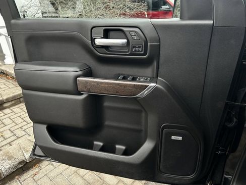 Used 2021 GMC Sierra 1500 Denali w/ Denali Premium Package image 11