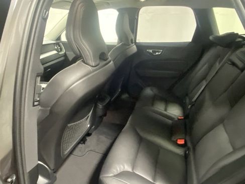 Certified 2025 Volvo XC60 B5 Plus image 13