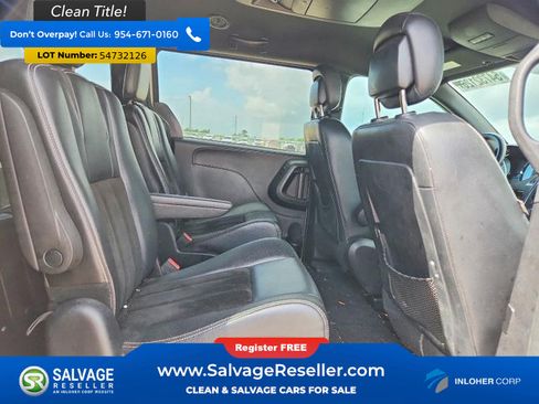 Used 2014 Dodge Grand Caravan SXT FWD image 15