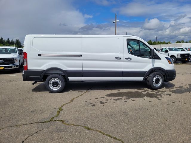 New 2026 Ford Transit 150 Low Roof RWD image 4