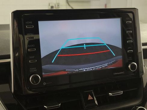 Used 2021 Toyota Corolla SE FWD image 20