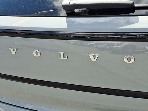 Used 2025 Volvo EX30 Ultra w/ Climate Package image 30