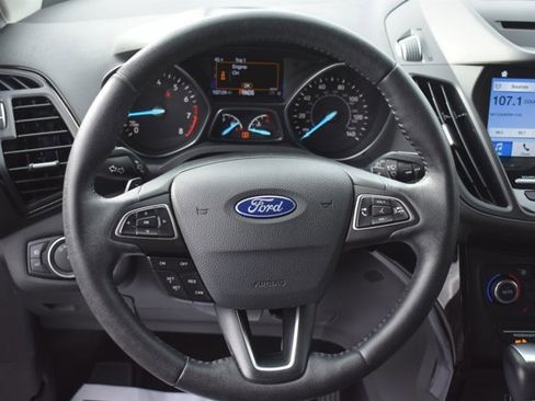 Used 2017 Ford Escape Titanium image 20