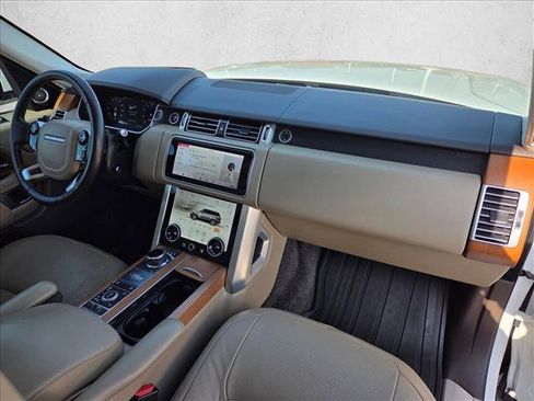Used 2019 Land Rover Range Rover Supercharged AWD/4WD image 29