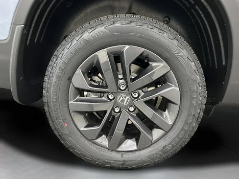 Certified 2026 Honda Ridgeline Sport image 10