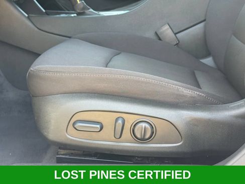 Used 2024 Chevrolet Malibu LT FWD image 8