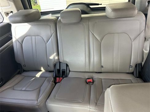 Used 2020 Ford Expedition Limited w/ Equipment Group 302A image 12