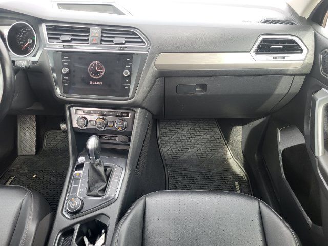 Used 2019 Volkswagen Tiguan SE w/ Panoramic Sunroof Package AWD/4WD image 26