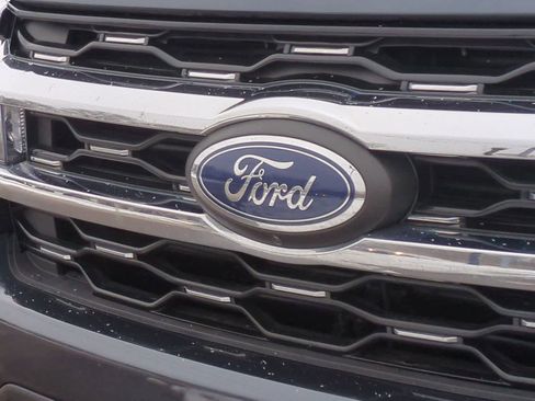 Certified 2023 Ford Expedition Limited image 12