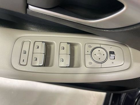 Used 2024 Hyundai Sonata SEL FWD image 13