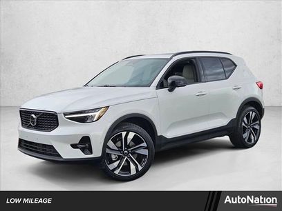 Used 2025 Volvo XC40 B5 Plus