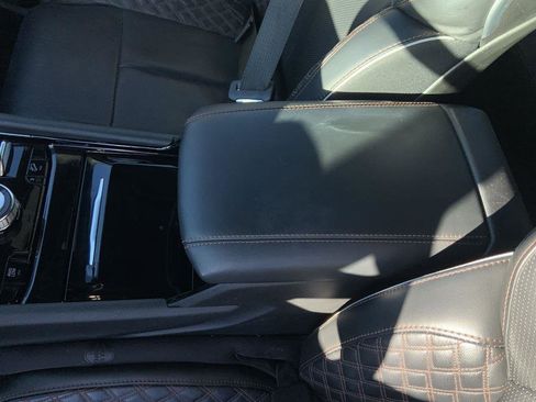 Used 2022 Jeep Grand Cherokee Summit w/ Advanced Protech Group IV image 52