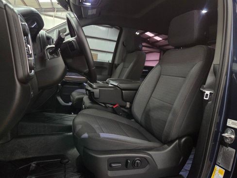 Used 2022 Chevrolet Silverado 2500 LT w/ Convenience Package image 65