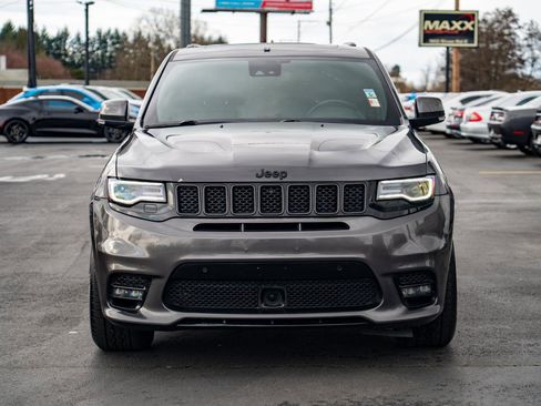 Used 2018 Jeep Grand Cherokee SRT image 3