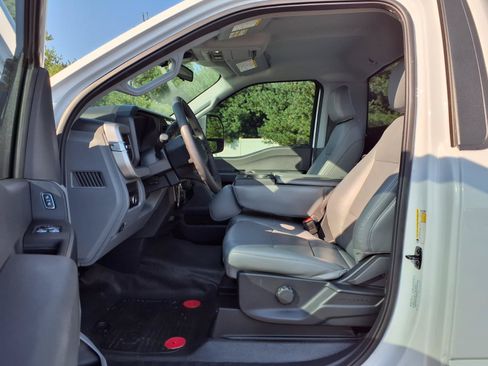 Used 2025 Ford F250 XL w/ XL Chrome Package AWD/4WD image 17