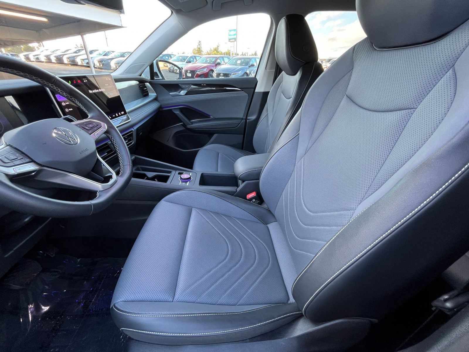 Used 2026 Volkswagen Tiguan SE AWD/4WD image 28