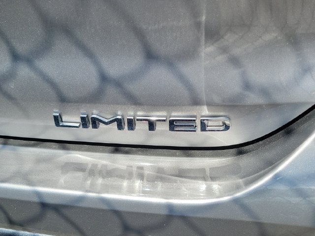 Used 2026 Toyota Highlander Limited AWD/4WD image 5