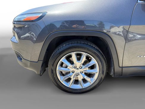 Used 2014 Jeep Cherokee Limited w/ Luxury Group FWD image 9