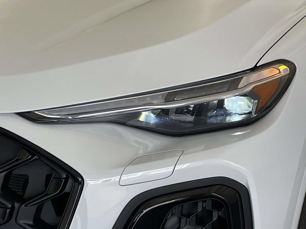 New 2026 Audi Q5 Premium Plus AWD/4WD image 15