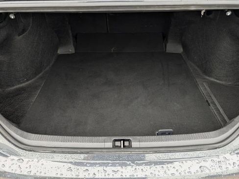 Used 2025 Toyota Camry LE image 28