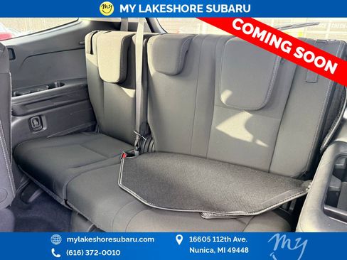 Used 2024 Subaru Ascent Premium w/ Convenience Package image 13