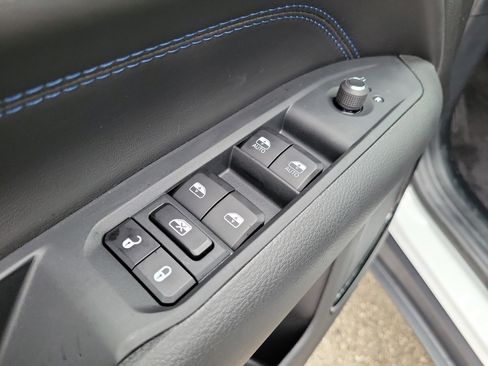 New 2026 Jeep Compass Latitude image 15