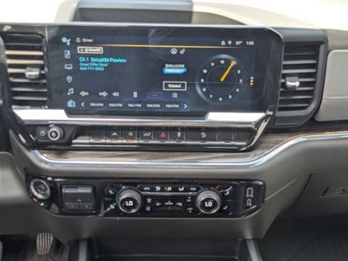Used 2024 Chevrolet Silverado 1500 LT AWD/4WD image 19