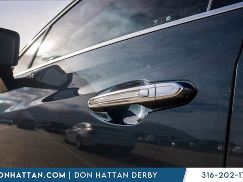 Used 2020 Cadillac XT5 Premium Luxury image 41