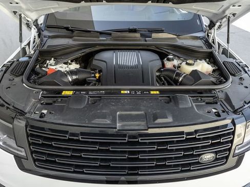 Used 2025 Land Rover Range Rover Autobiography AWD/4WD image 18