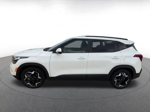 Used 2025 Kia Seltos S FWD image 9