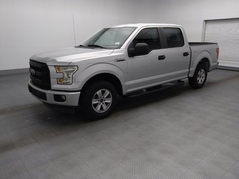 Used 2017 Ford F150 XL w/ Equipment Group 101A Mid RWD image 2