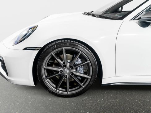 Used 2023 Porsche 911 Carrera T RWD image 13