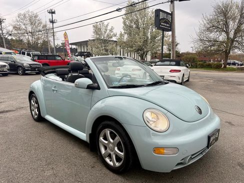 Used 2004 Volkswagen Beetle GLS FWD image 13