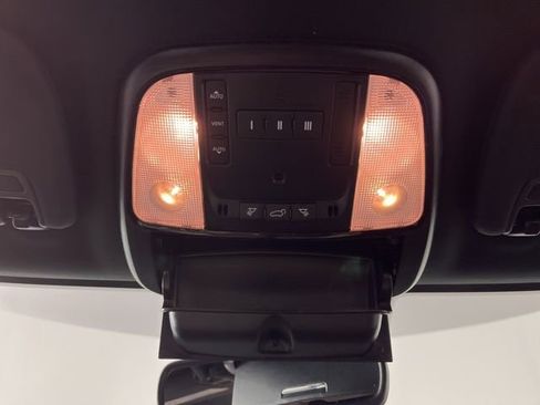 Used 2024 Dodge Durango GT image 36