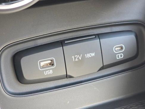 New 2026 Hyundai Venue SE FWD image 26