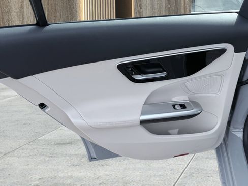 Used 2025 Mercedes-Benz C 300 Sedan image 30