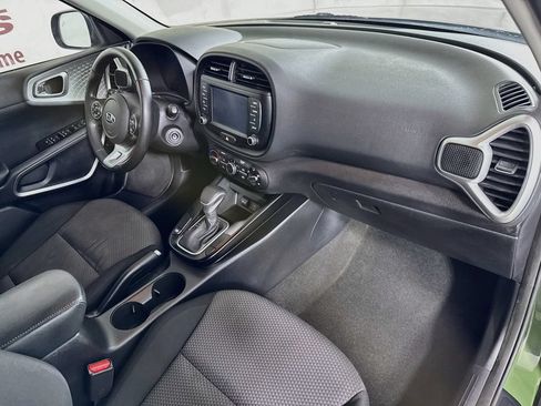 Used 2020 Kia Soul X-Line FWD image 29