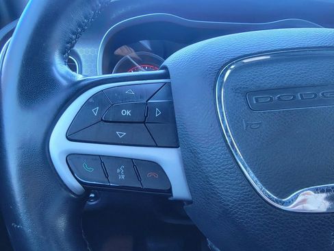 Used 2016 Dodge Charger SXT image 18