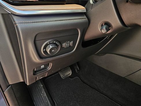 New 2026 Jeep Grand Cherokee Summit AWD/4WD image 14