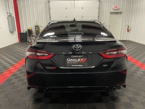 Used 2024 Toyota Camry SE w/ Convenience Package image 3