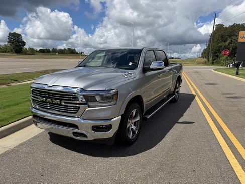 Certified 2021 RAM 1500 Laramie AWD/4WD image 18