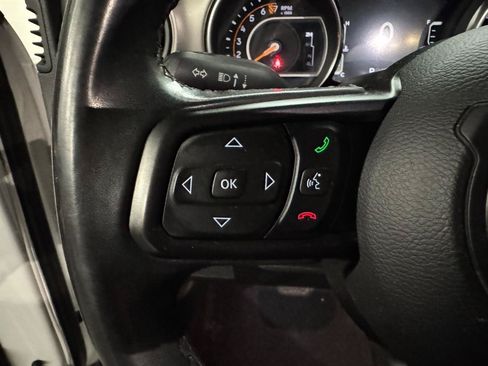 Used 2019 Jeep Wrangler Unlimited Sport S AWD/4WD image 17