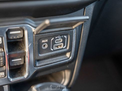 Used 2023 Jeep Gladiator Mojave w/ Trailer Tow Package image 51