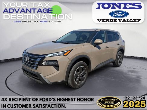 Used 2024 Nissan Rogue SV image 1