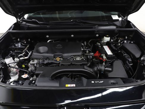 Used 2019 Toyota RAV4 LE w/ All Weather Liner Package image 31