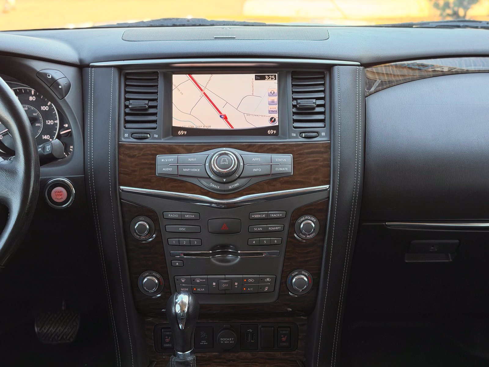Used 2019 Nissan Armada SV w/ Driver Package RWD image 44