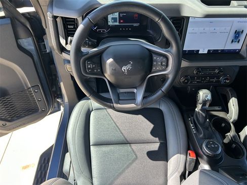 Used 2024 Ford Bronco Big Bend image 14