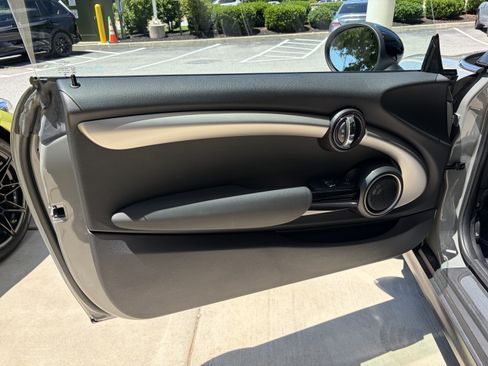 Used 2014 MINI Cooper S FWD image 10