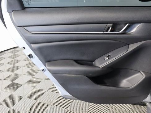 Used 2022 Honda Accord Sport image 13